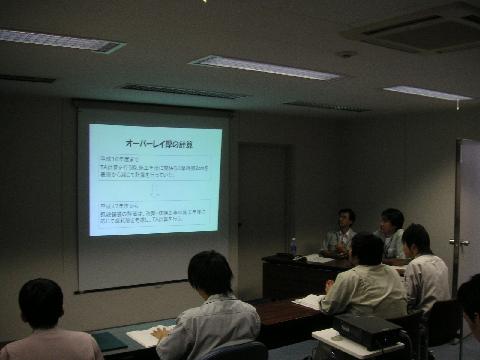 写真－1 千葉研究員による講義